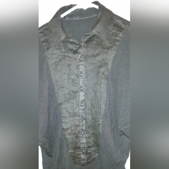 BEBE Cold shoulder tuxedo style bodysuit. - Picture 4 of 6